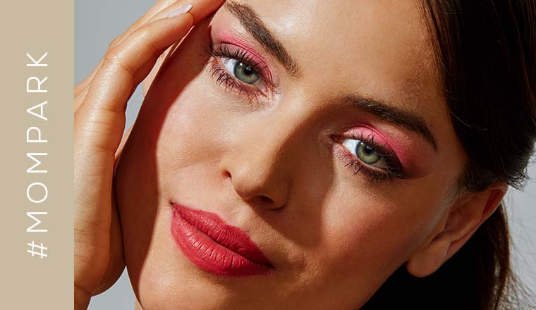 Használjon fényvédő sminkeket a heves nyári napsütésben!